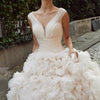 robe haute couture fleurie mariage - vue de près sur le tissu