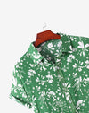 chemise manche courte à fleurs verte - détail de l'imprimé fleuri - Couleur Florale